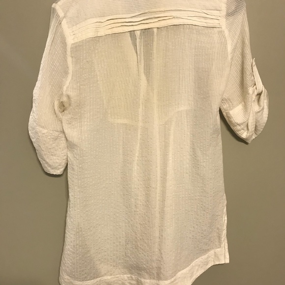 Long linenish, 3/4, button down - Picture 2 of 2